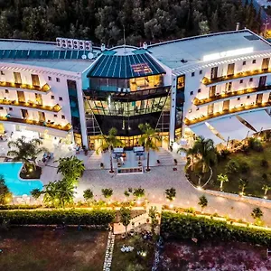 4* Отель Splendor